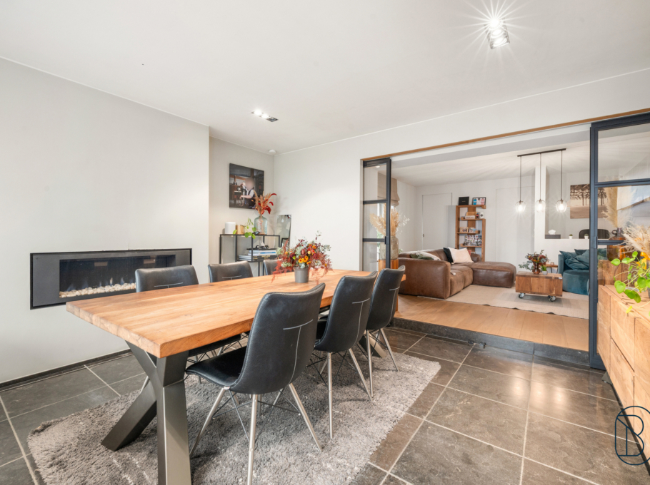 D7a2c6e244a74098b8afc608144d0eee