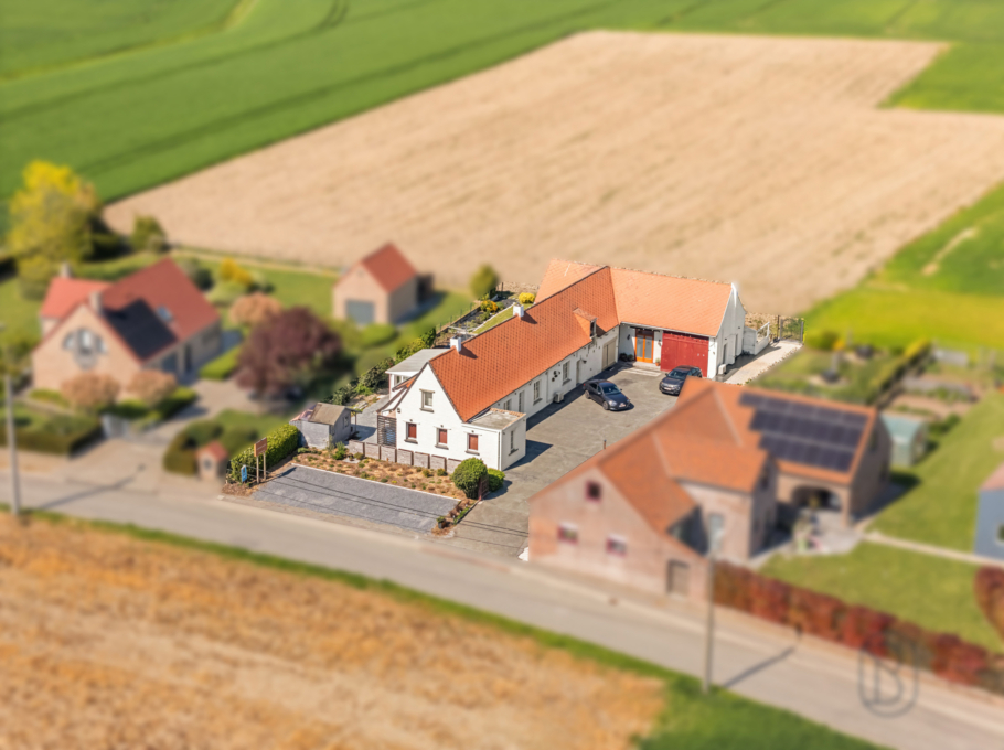 Df79ba99e64a4157ac127ca47d165fd6