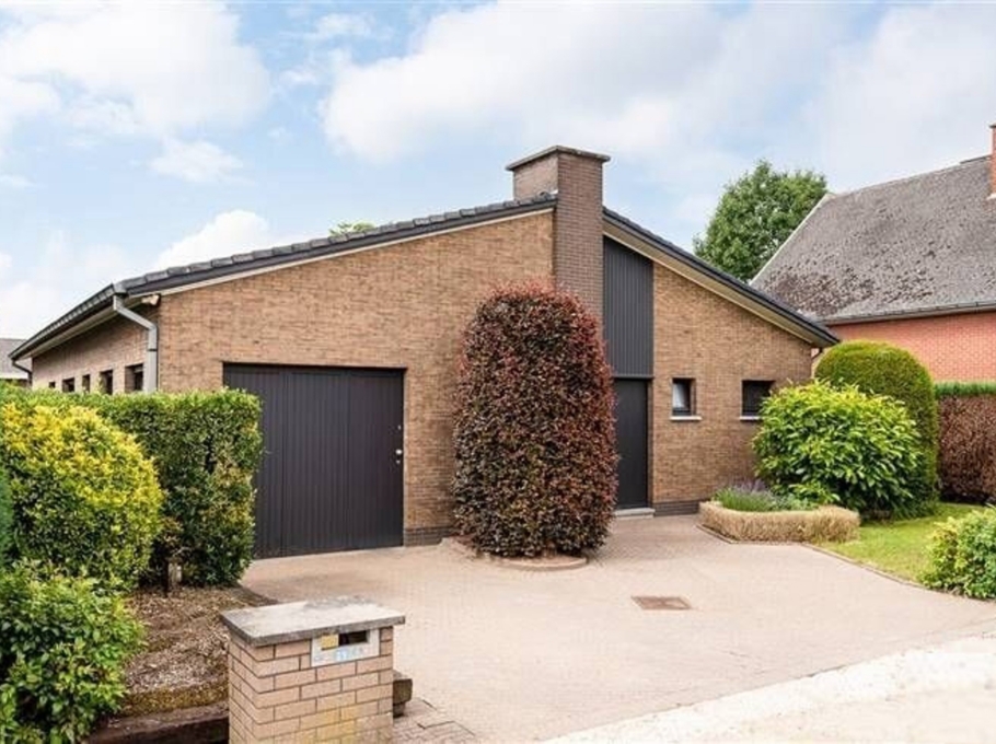 Df96734e512f415589ecff59072d346a