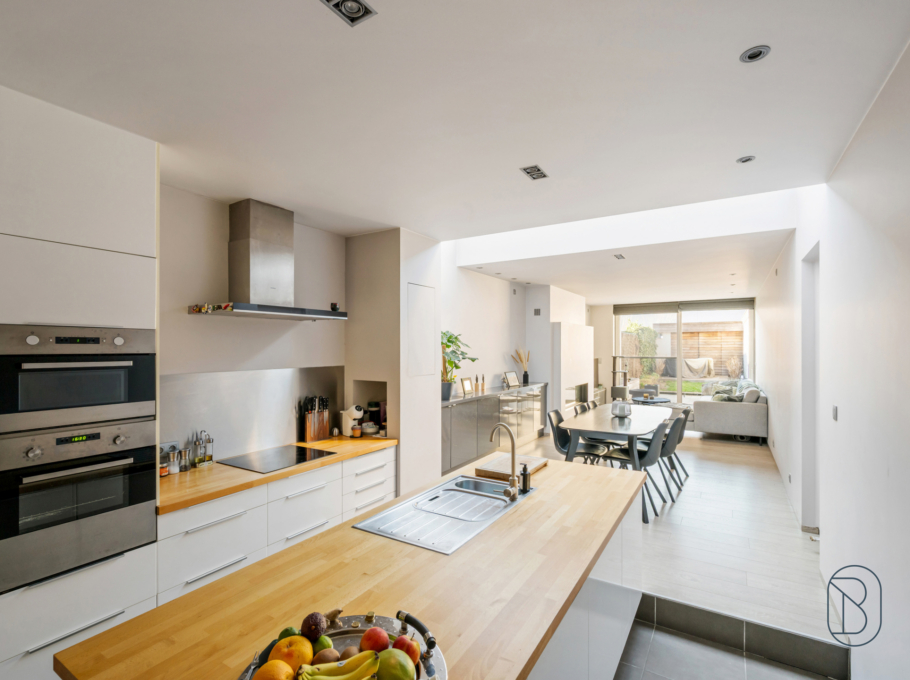 E1d8498a151646b586349e3b79fa99b9