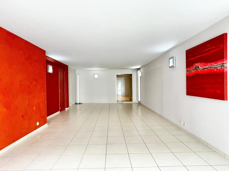 E58b30cde17f4b84adc7661c7db6d73b