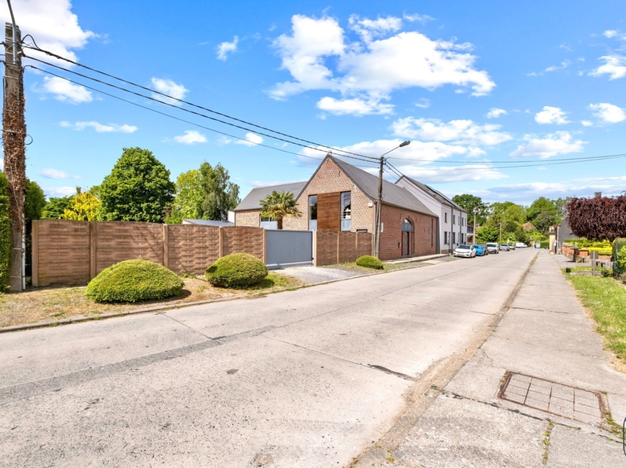 E5f1e7429a3a4ec1addde83052d37bb9