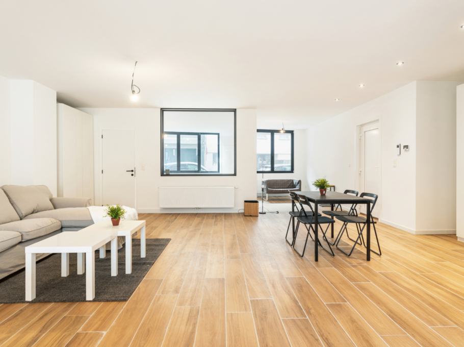 Eb07ab7b094841d8a2020853e9700fb7