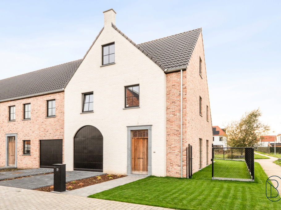 Ebc0c197787847fc92b7fdf2365f8eec