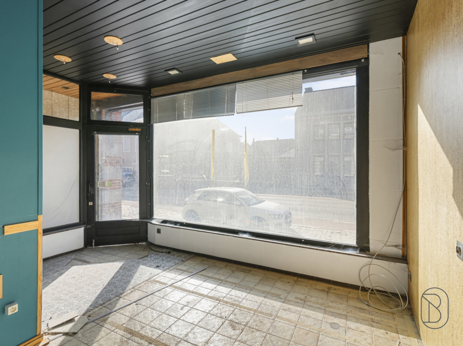 Ebd795a06e3b4926b5fad5a154245b9c