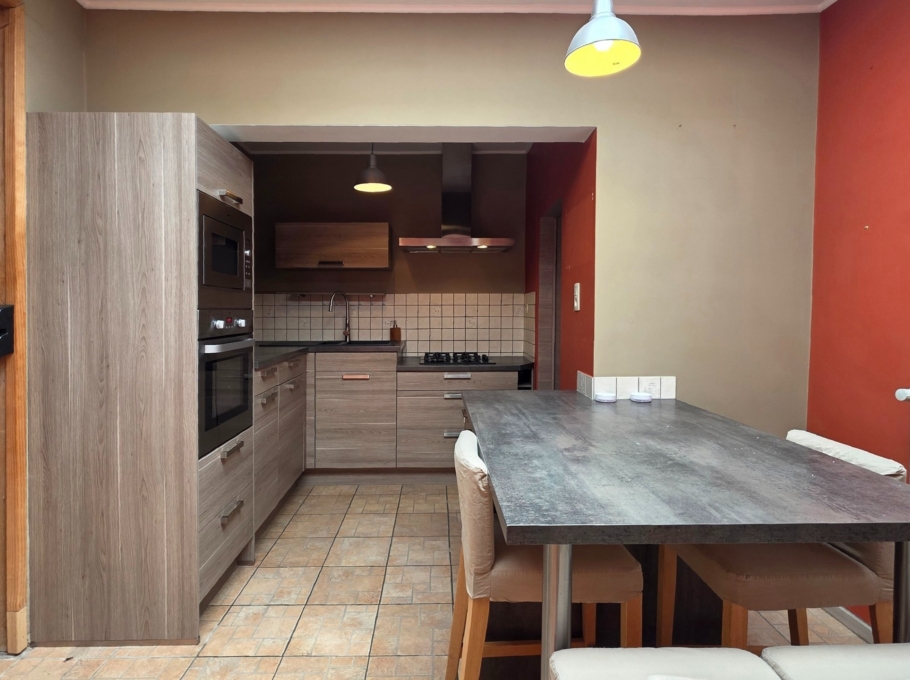 Ed2910126bab4580a22765c980a254d0