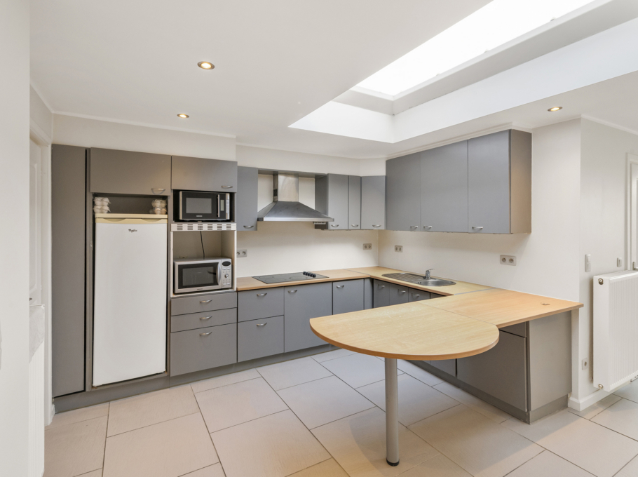 F1465e7824ca4a5ba8503909d6040106