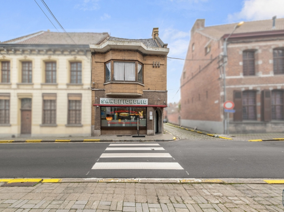 Fae814ba84124683b1462b8543063141