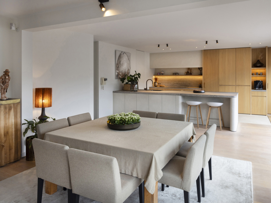 Fd6d7482eaa14884841e9b456a79a749