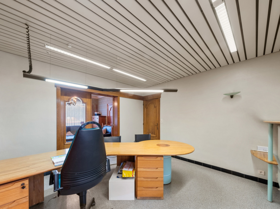 Fe3478b09827498ebfa4333b118f7c63