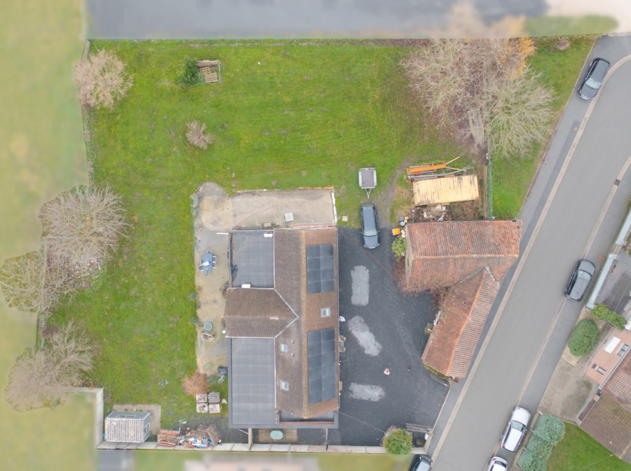 Ffeda866bf99483192d994473036ab77